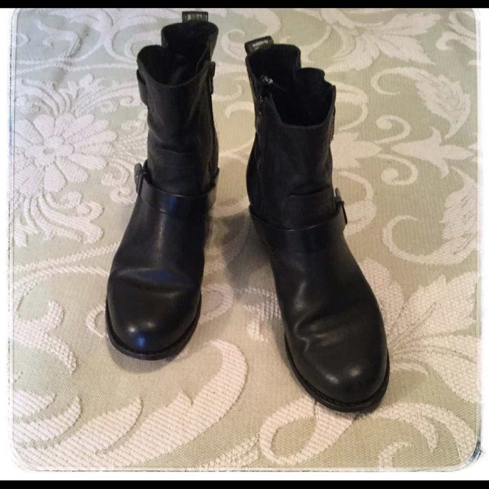 Rag & Bone Harrow Leather Booties.